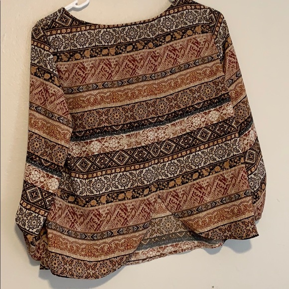 Printed blouse from Forever 21! - Picture 2 of 4